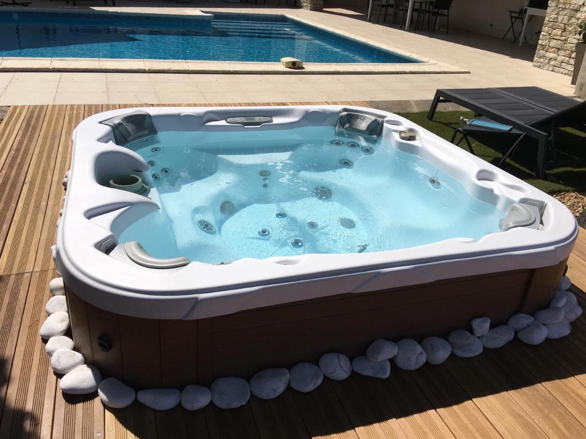 La Villa Mediterranee Wellness Spa Piscine Saint-Drezery 외부 사진